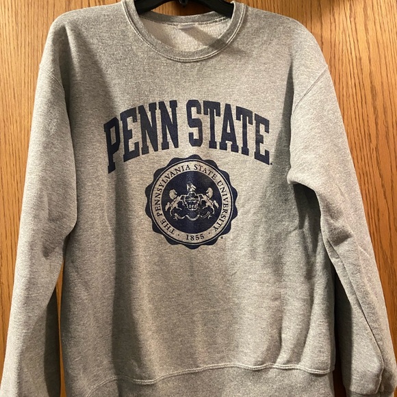 Tops - PENN STATE crewneck